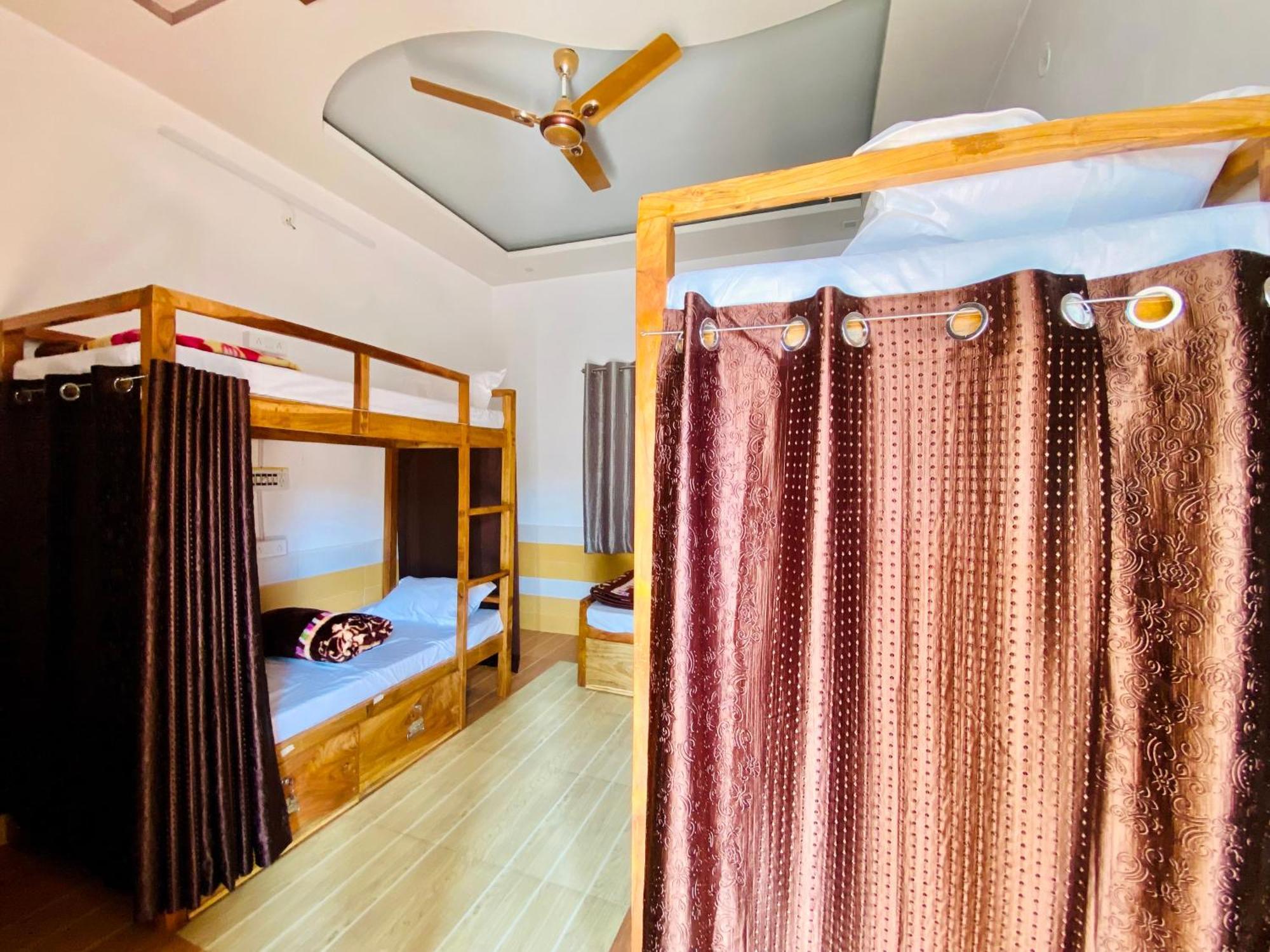 Lazy Staytion Pushkar Luaran gambar