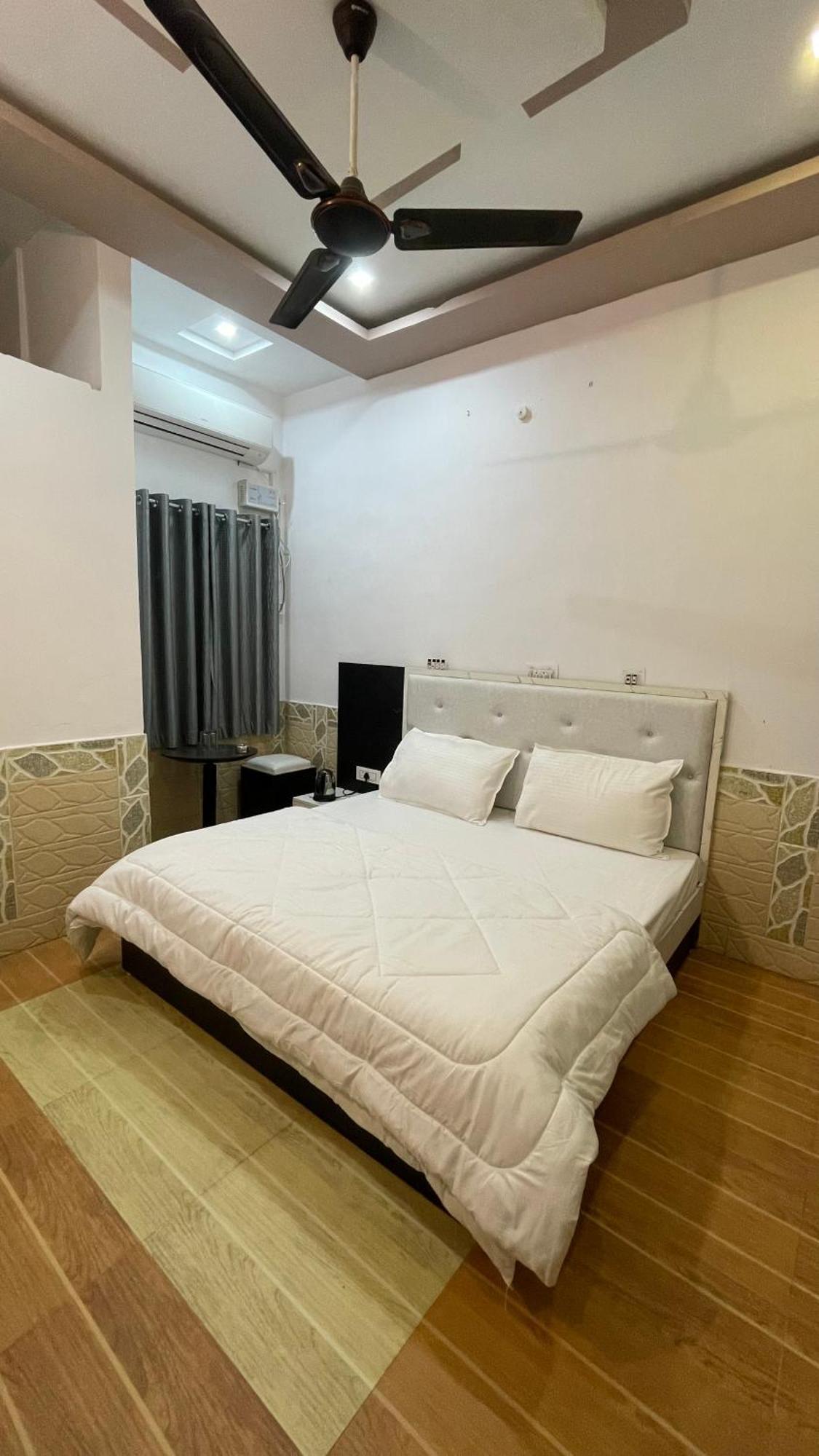 Lazy Staytion Pushkar Luaran gambar
